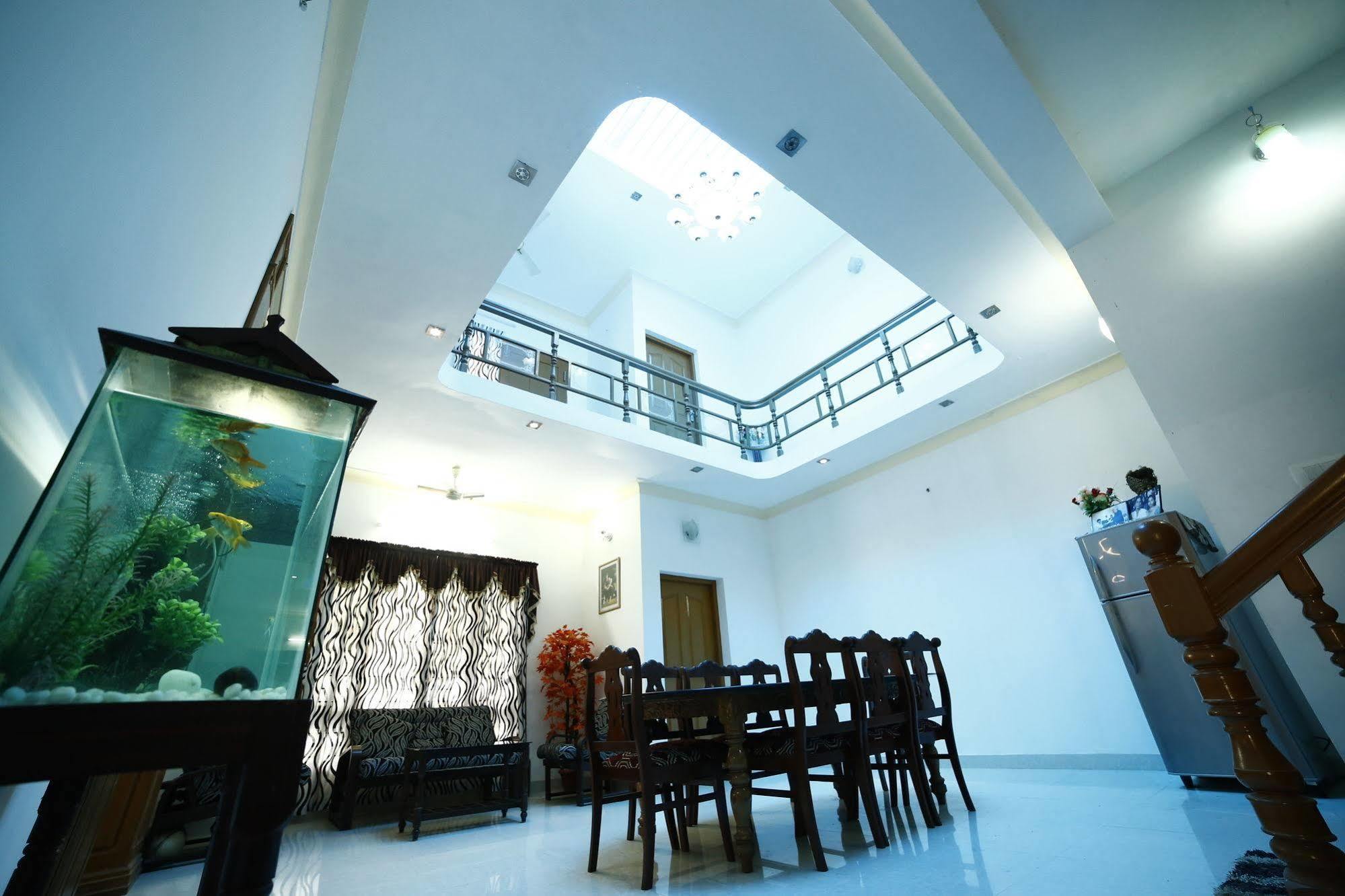 Cochin Cove Homestay Kochi Exterior photo
